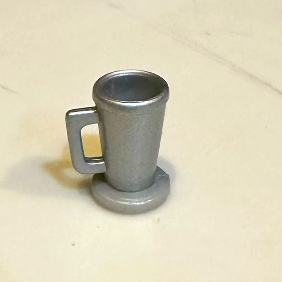 VTG RARE MINIATURE DOLLHOUSE PEWTER LIKE PLASTIC BEER MUG STEIN CUP 5/8” TINY - Picture 4 of 9